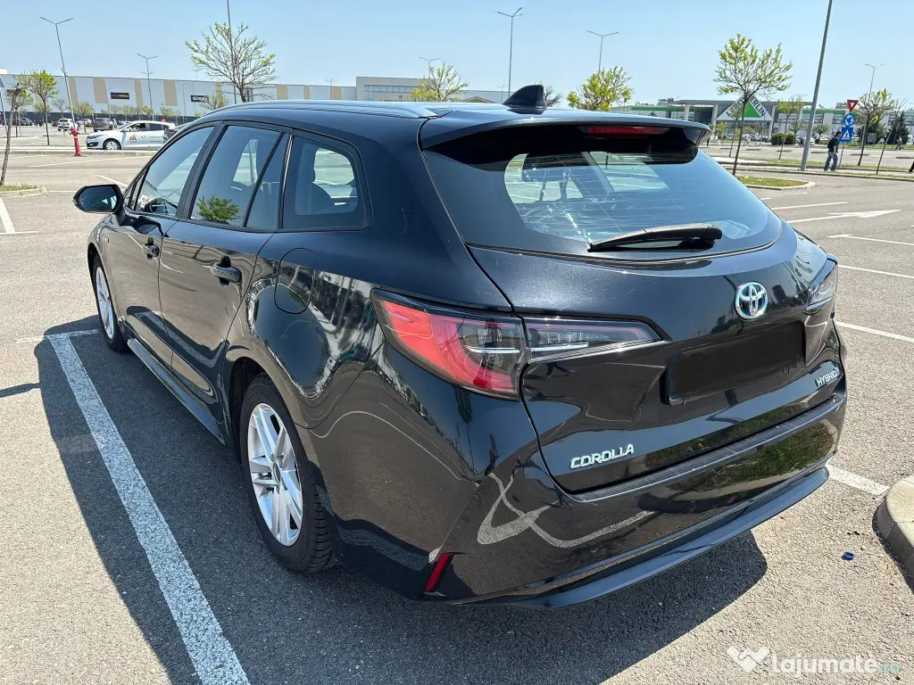 Toyota Corolla Touring Sports Hybrid 1.8 – 2021 | TVA deductibil | Automată