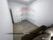DE INCHIRIAT: Apartament cu 3 camere - Centru Vechi 