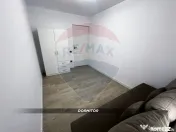 Apartament cu 3 camere - Centru Vechi de închiriat