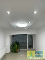 Casa de Cultura, de inchiriat spatiu comercial, parter, gaze 