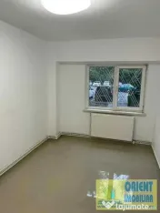 Casa de Cultura, de inchiriat spatiu comercial, parter, gaze 