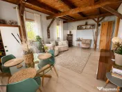 Casă individuală-panoramă superbă, teren 900 mp–liniș 