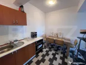 Apartament 2 camere, curte proprie, parcare inclusa, bloc no 