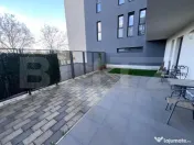 Apartament 2 camere, curte proprie, parcare inclusa, bloc no 