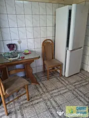 FAR, de vanzare 3 camere, decomandat, etaj 1, gaze 