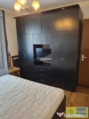 FAR, de vanzare 3 camere, decomandat, etaj 1, gaze 