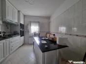 Apartament 4 camere la etajul 1, mobilat-utilat, Zona Parcul 
