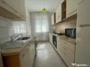 Apartament 3 camere de închiriat, spațios, luminos și foa 