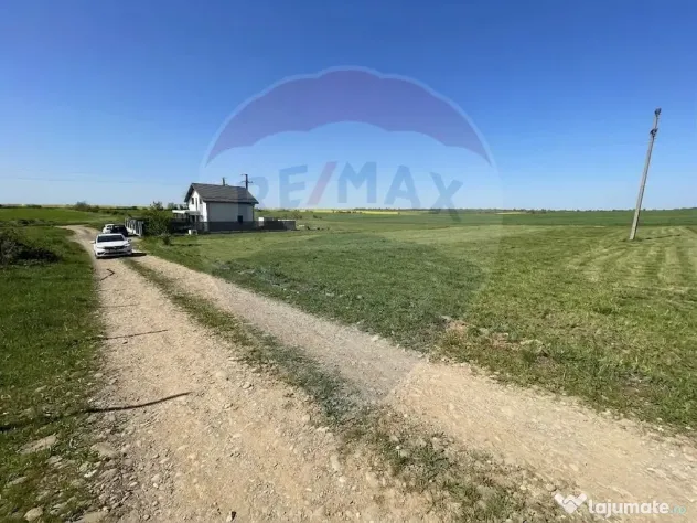 Teren intravilan construibil – 450 mp | Str. Crangului,...