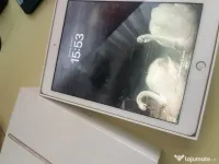 IPad 5th Generation 128 GB 