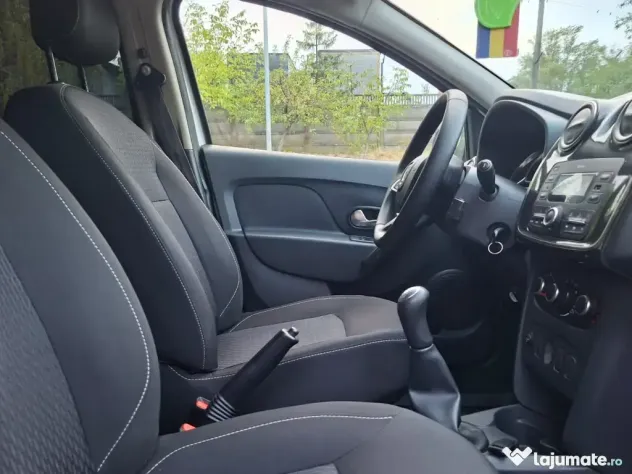 Vând Dacia Logan MCV 2019