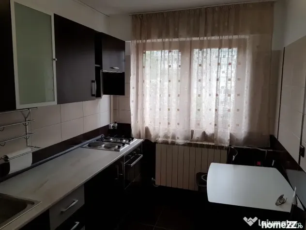 Apartament 2 camere, decomandate, de inchiriat, Nicolae Titulescu