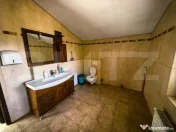 Casă spațioasă D+P+Et, 287 mp, teren generos 2250 mp– V 