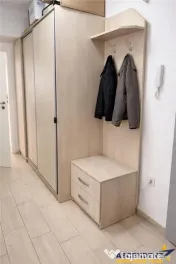 Apartament trei camere, decomandat, etaj2, Maurer Tractorul, 