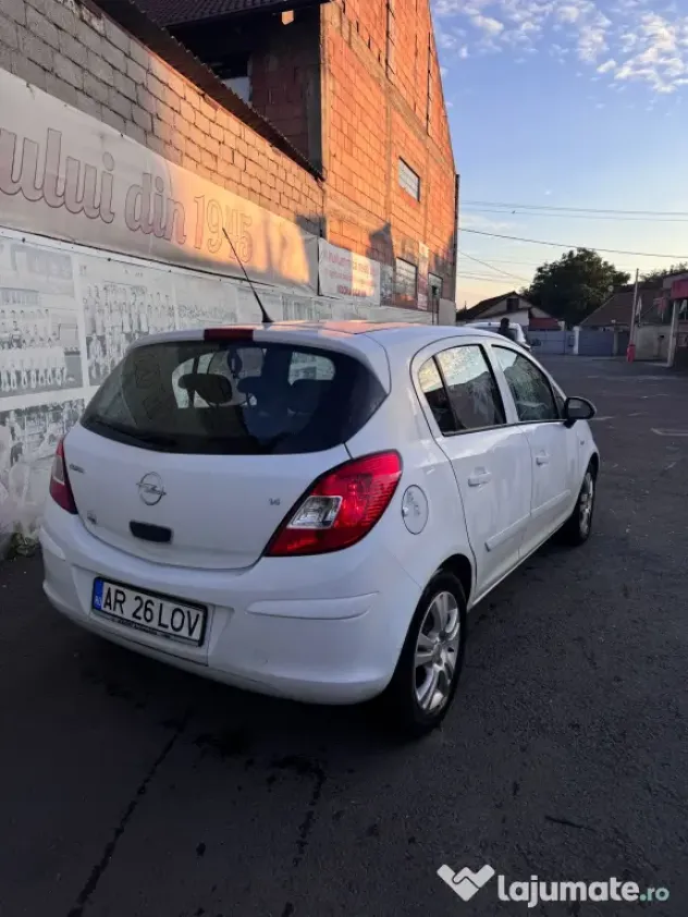 Opel Corsa 1.4 benzină, 2008