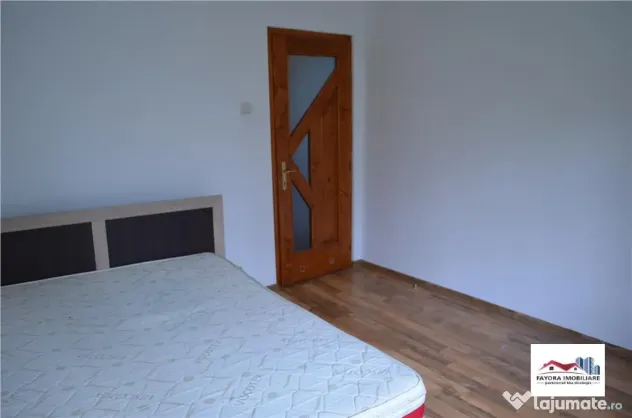 Apartament 2 Camere de Zona Cornisa