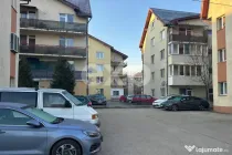 Apartament 2 camere decomandat cu balcon mare si parcare