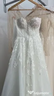 vând rochie mireasa 