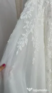 vând rochie mireasa 