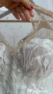 vând rochie mireasa 