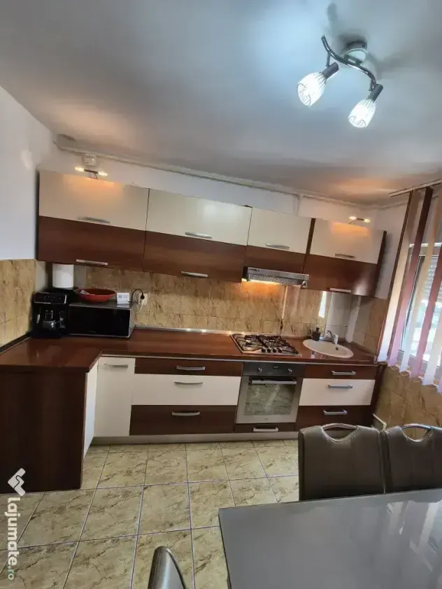 Apartament de vânzare 2 camere central