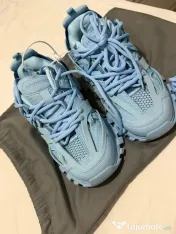 balenciaga track 