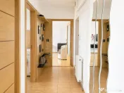 Apartament 2 camere, bloc nou, parcare, zona centrala, 