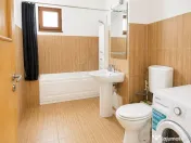 Apartament 2 camere, bloc nou, parcare, zona centrala, 