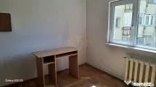 Vind apartament 3 camere Calea Manastur. 