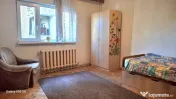Vind apartament 3 camere Calea Manastur. 