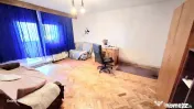 Vind apartament 3 camere Calea Manastur. 