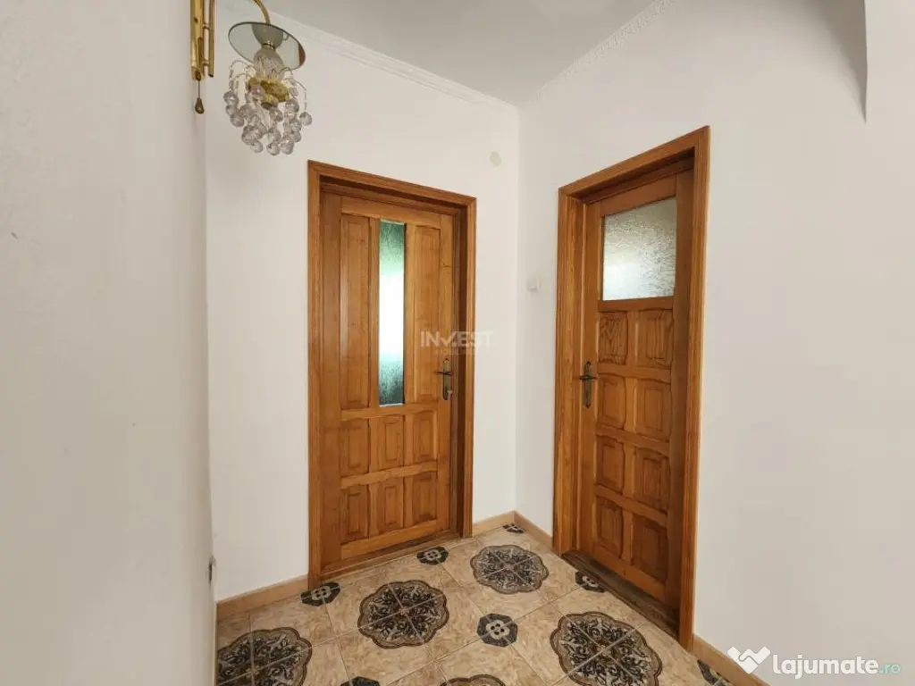Spatiu de inchiriat , zona centrala , 80 mp , baza Copou
