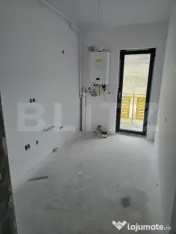 Apartament cu o camera, cu CF, semifinisat, 32 mp, balcon 4m 