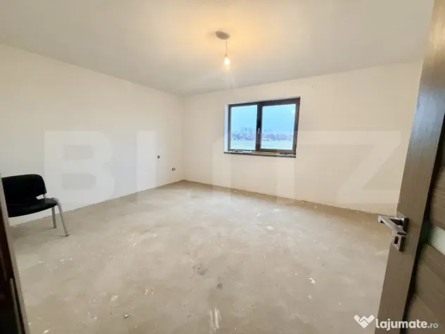 Casa individuala,4 dormitoare,teren 611 mp,Vintu de Jos