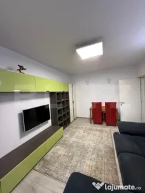 Apartament cu 2 camere, etaj intermediar, zona Catedrala