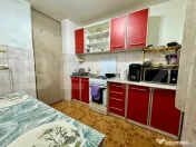 Apartament 2 camere decomandat, parter înalt - zona Rogeriu 