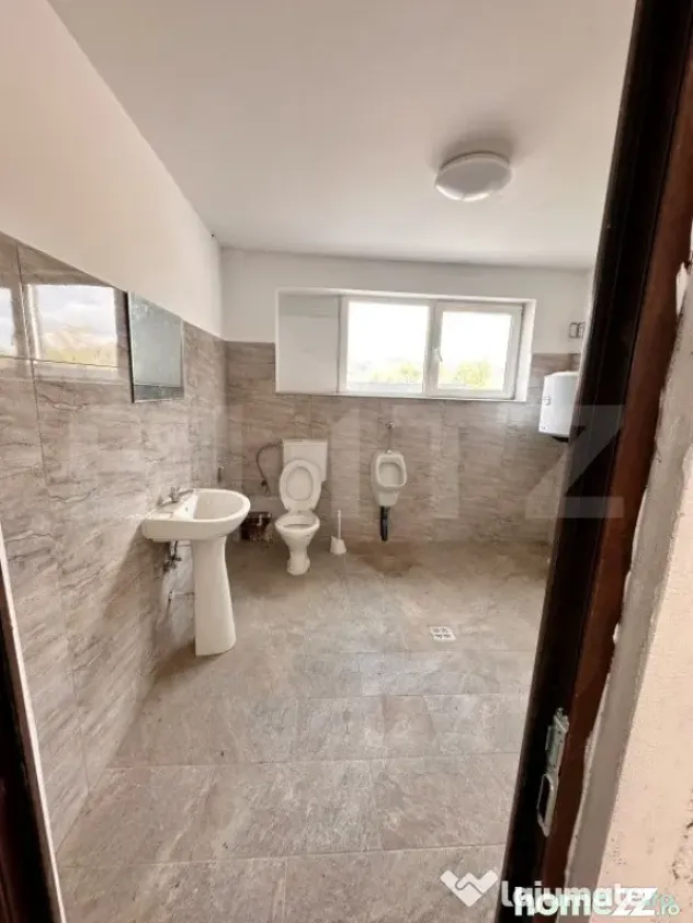 Hala de inchiriat 350 m² , Cășeiu