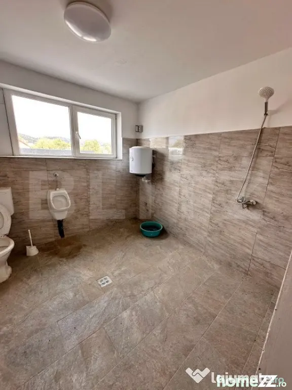Hala de inchiriat 350 m² , Cășeiu