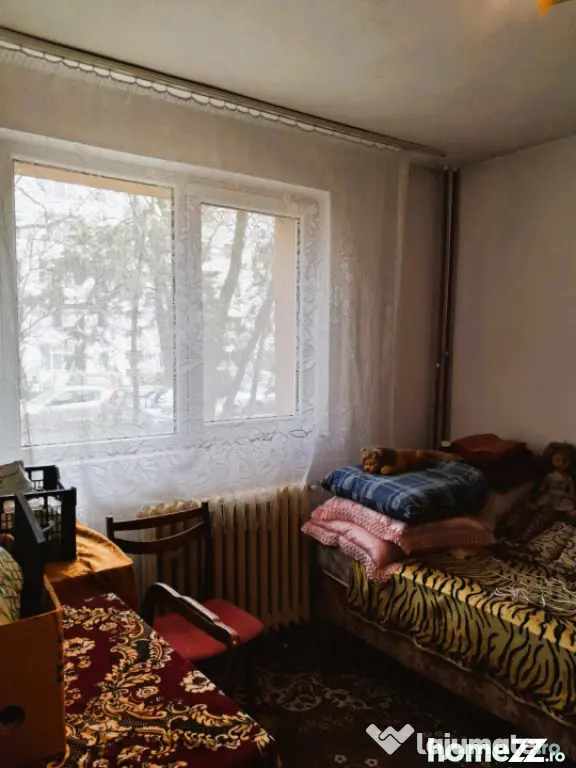 Apartament 2 camere, 37 mp, zonă Vest - Ploiesti (Prahova)