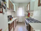 Apartament 3 camere, etaj intermediar, 53 mp, zona Dacia 