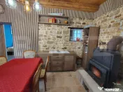 Proprietate cu 2 case, una fiind tradițională, Dezmir 