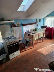 Casă de vânzare în Lipănești – teren 900 mp, 4 camere 
