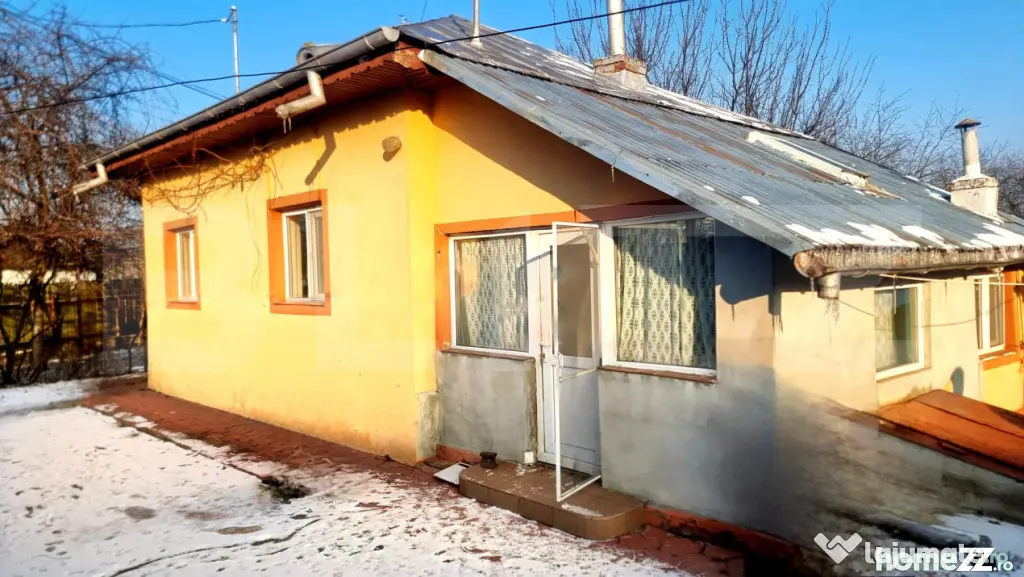 Casă individuală cu teren generos ,900 mp în Lipănești - Lipanesti (Prahova)