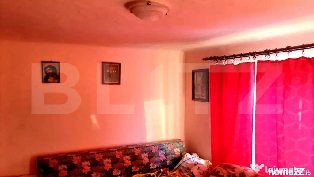 Casă individuală cu teren generos ,900 mp în Lipănești - Lipanesti (Prahova)