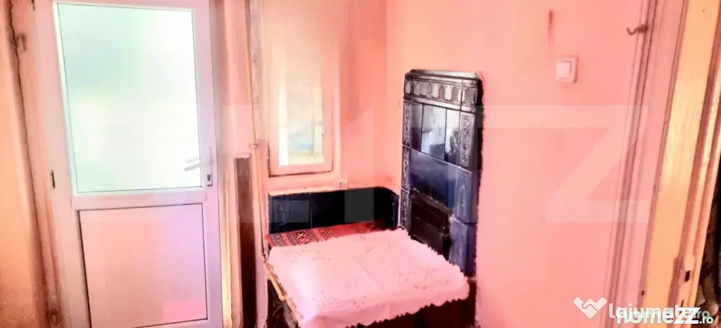 Casă individuală cu teren generos ,900 mp în Lipănești - Lipanesti (Prahova)
