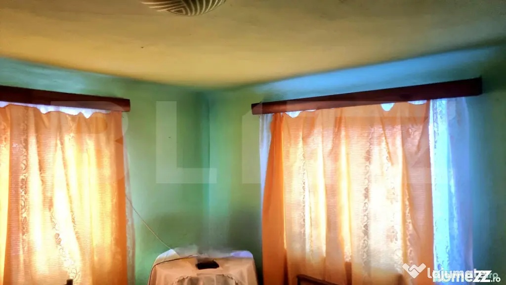 Casă individuală cu teren generos ,900 mp în Lipănești - Lipanesti (Prahova)
