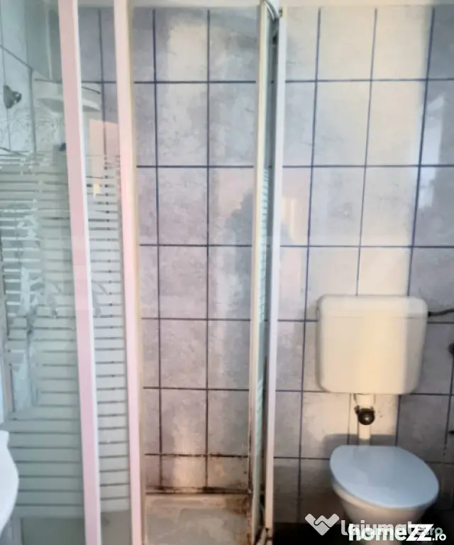 Casă individuală cu teren generos ,900 mp în Lipănești - Lipanesti (Prahova)