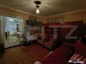 Casa cu 4 camere, baie, bucatarie, anexe, pivniță, teren 1 