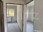Apartament 3 camere, finisat, 52 mp, semifinisat, zona Teilo 