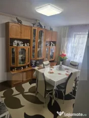 Apartament cu 3 camere, 47 mp, in zona Ciucului 